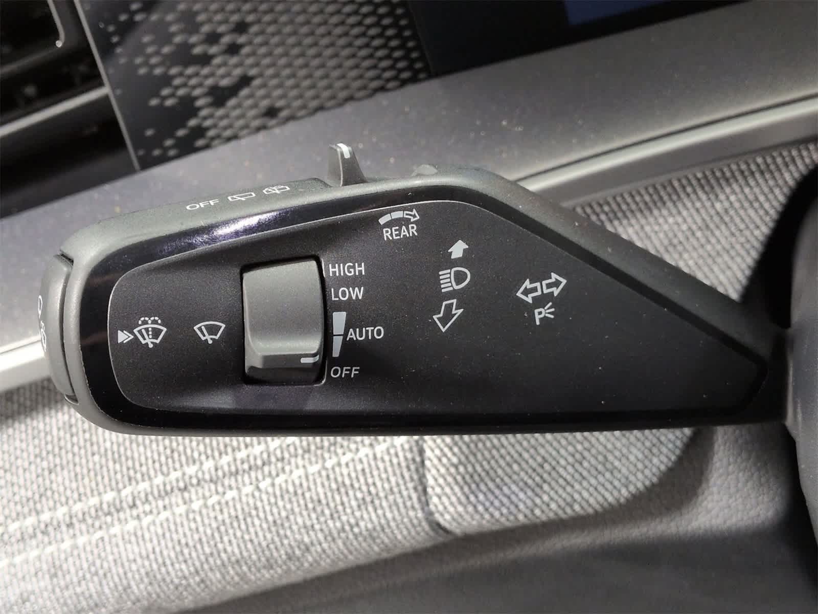 Thumbnail: 2026 Volkswagen Tiguan - 26