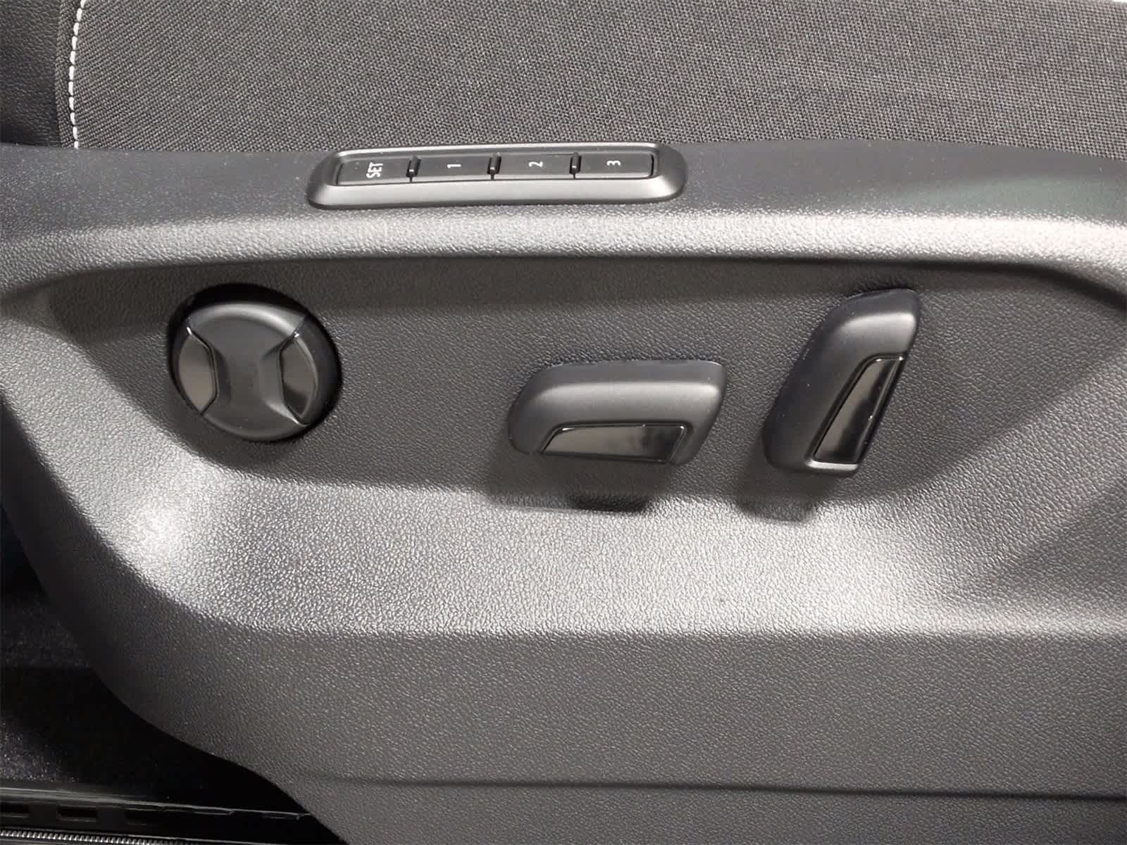 Thumbnail: 2026 Volkswagen Atlas - 18