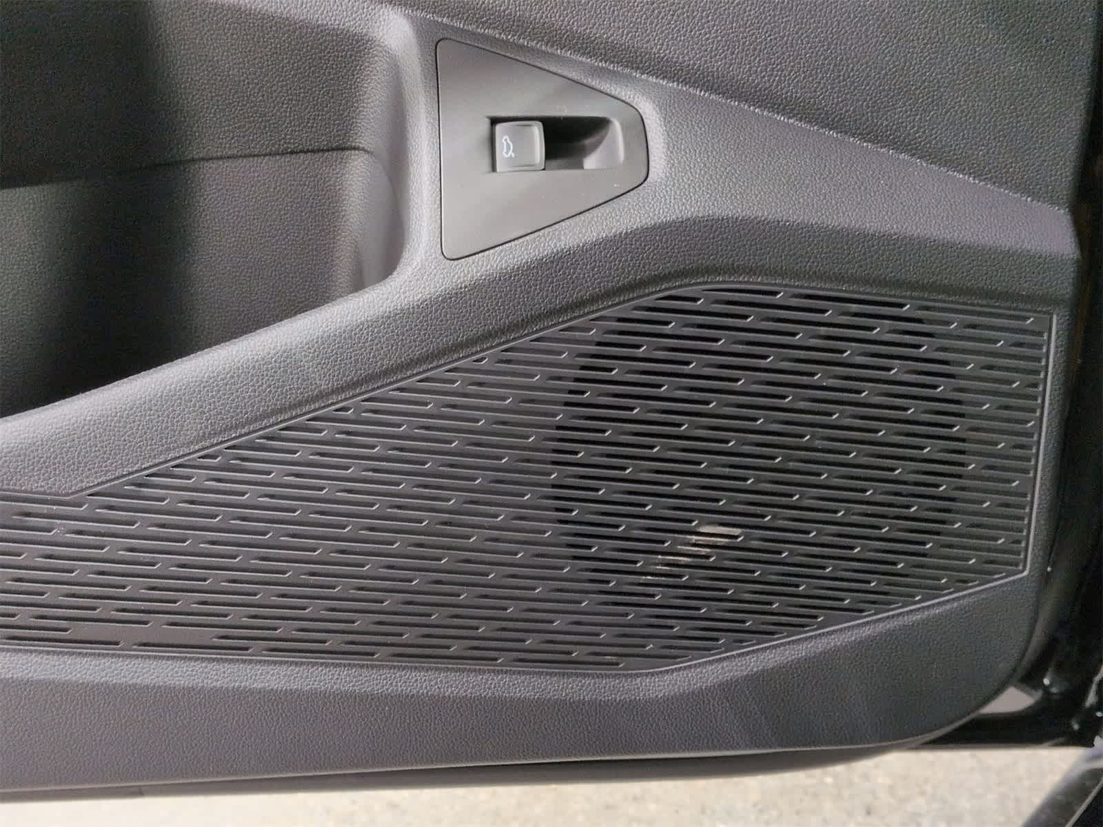 Thumbnail: 2026 Volkswagen Jetta - 30