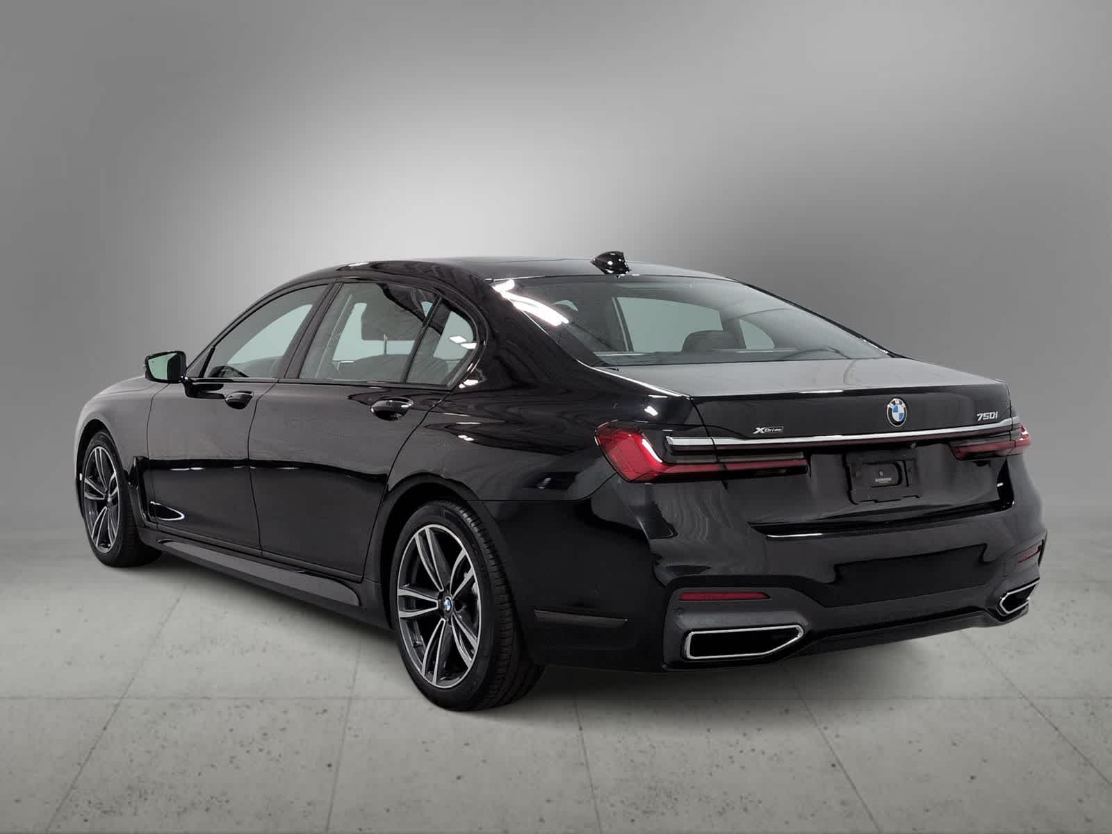 Thumbnail: 2020 BMW 7 Series - 10