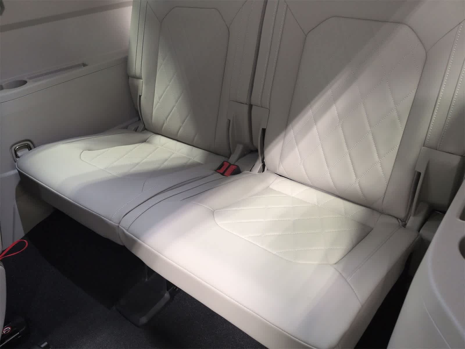 Thumbnail: 2026 Volkswagen Atlas - 41