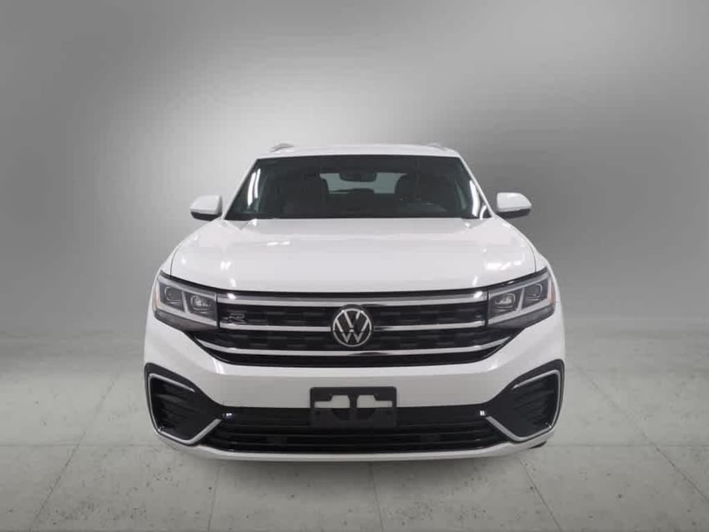 Used 2021 Volkswagen Atlas Cross Sport 3.6L V6 SE w/Technology R-Line SUV