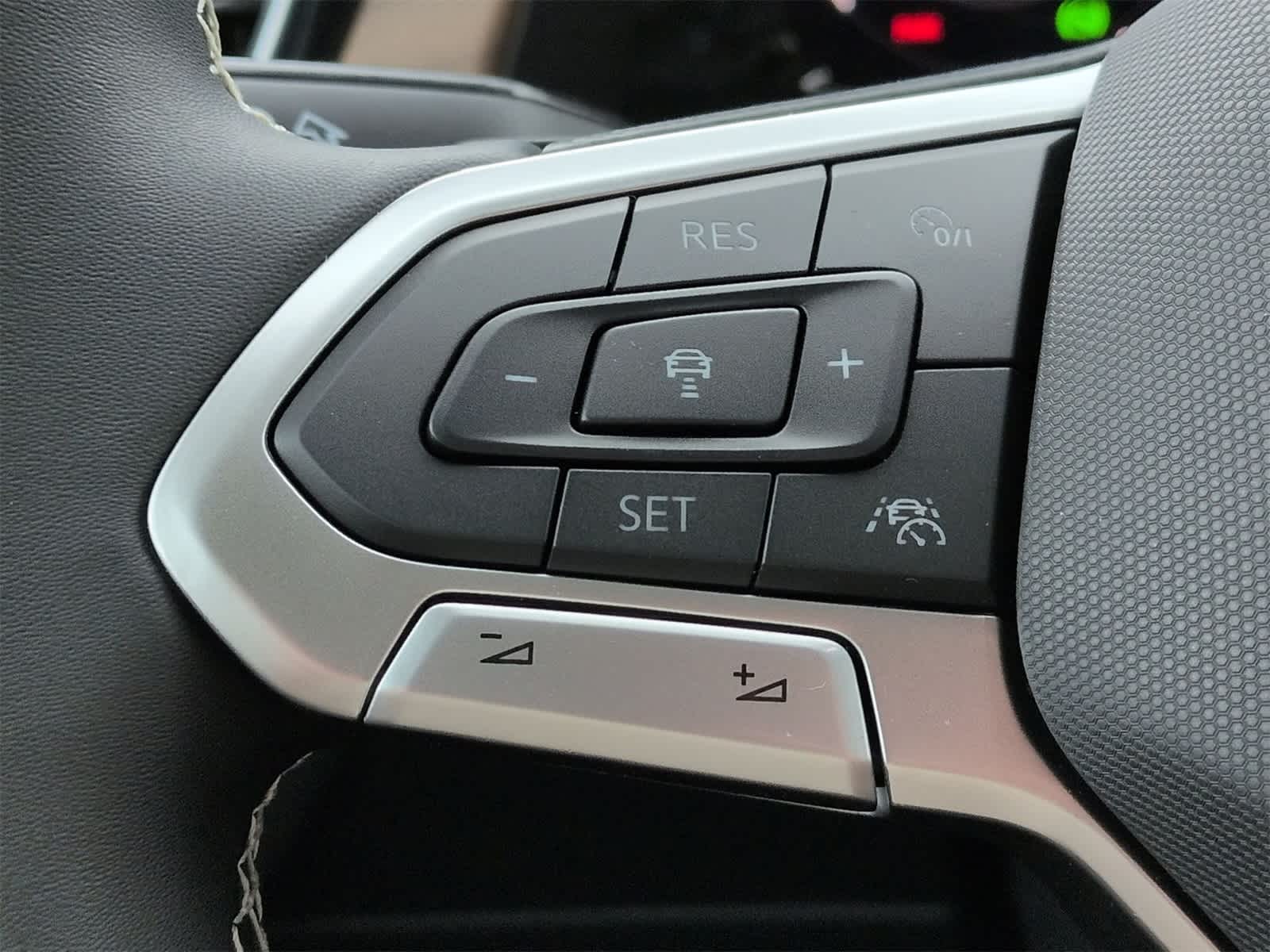 Thumbnail: 2026 Volkswagen Atlas - 23