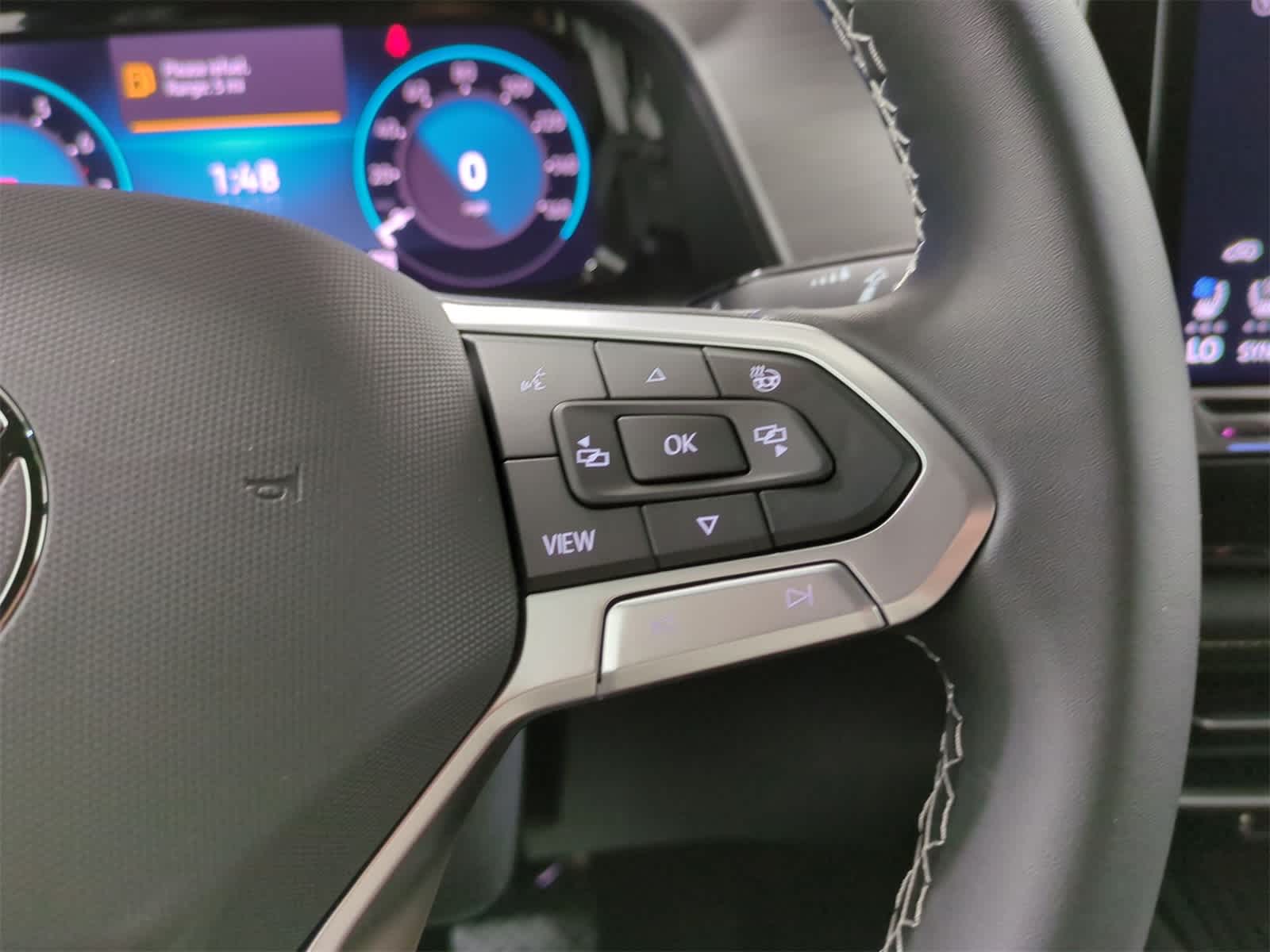 2025 Volkswagen Atlas SE 25