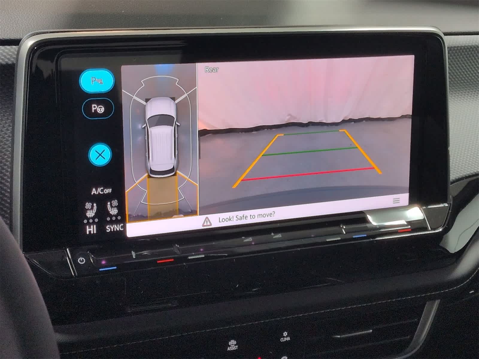 Thumbnail: 2026 Volkswagen Atlas - 32