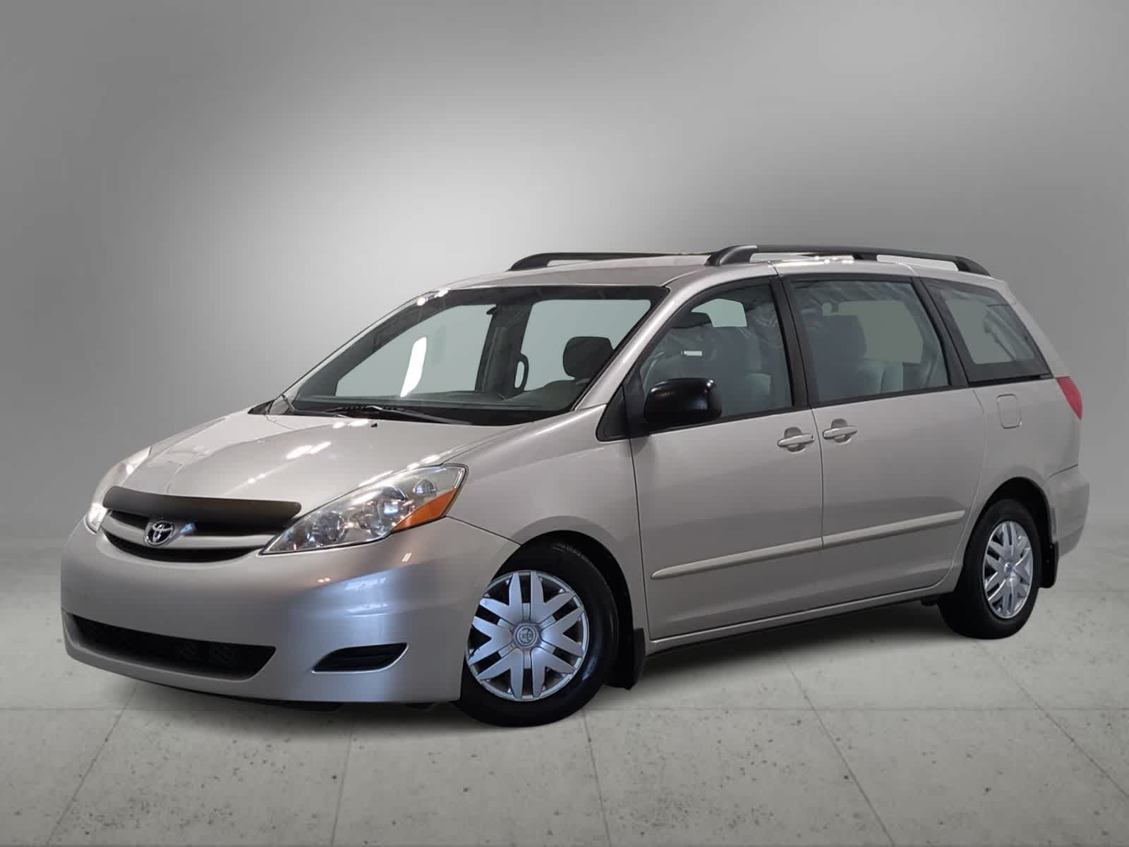 2007 Toyota Sienna CE -
                  Farmington Hills, MI