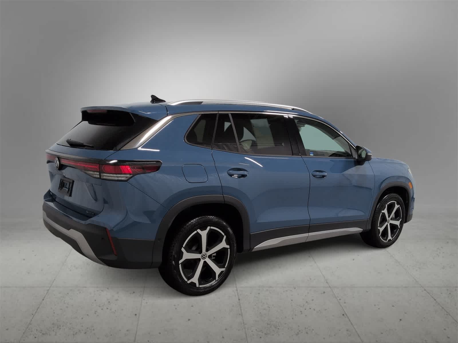 Thumbnail: 2026 Volkswagen Tiguan - 8