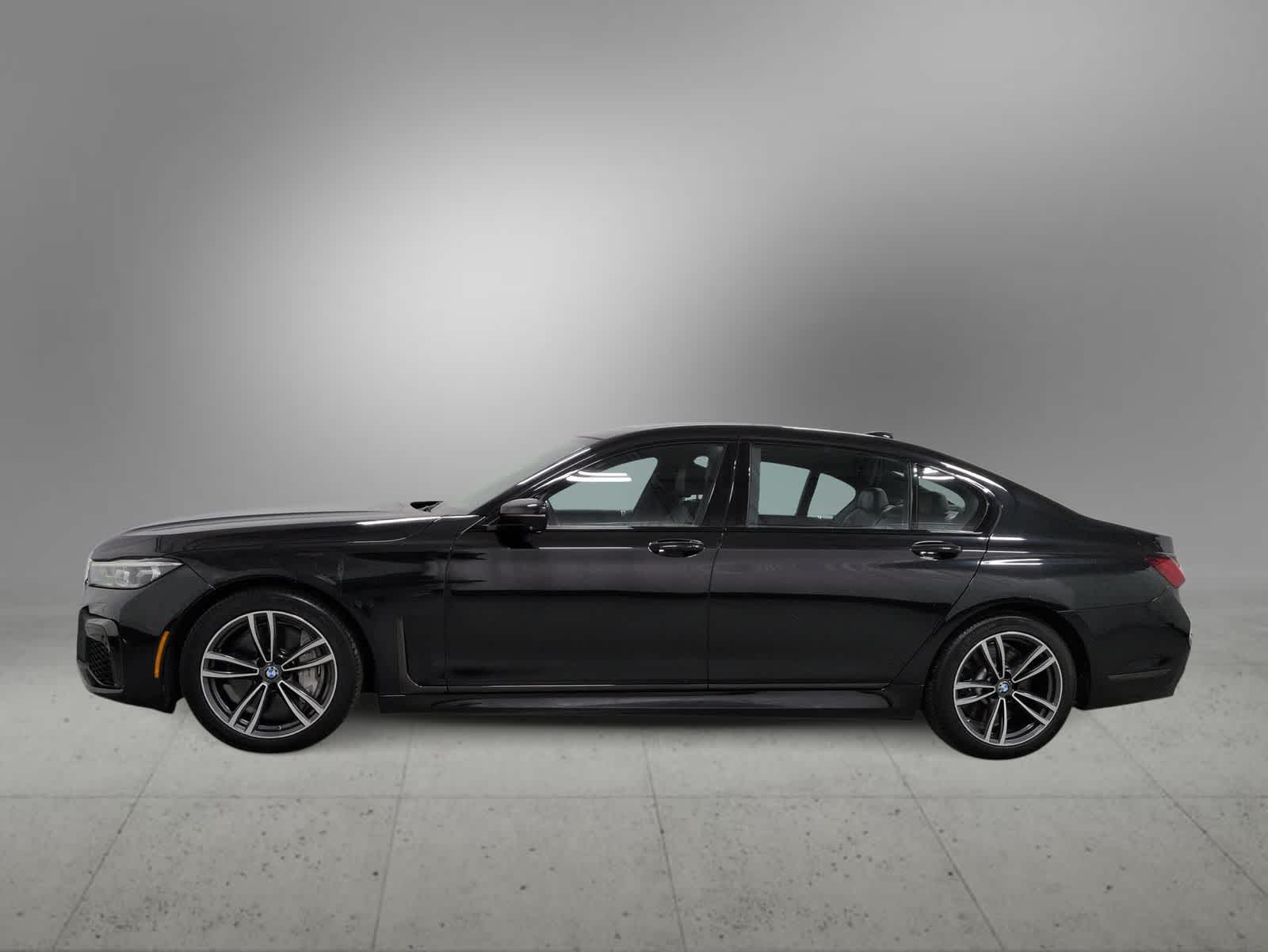 Thumbnail: 2020 BMW 7 Series - 8