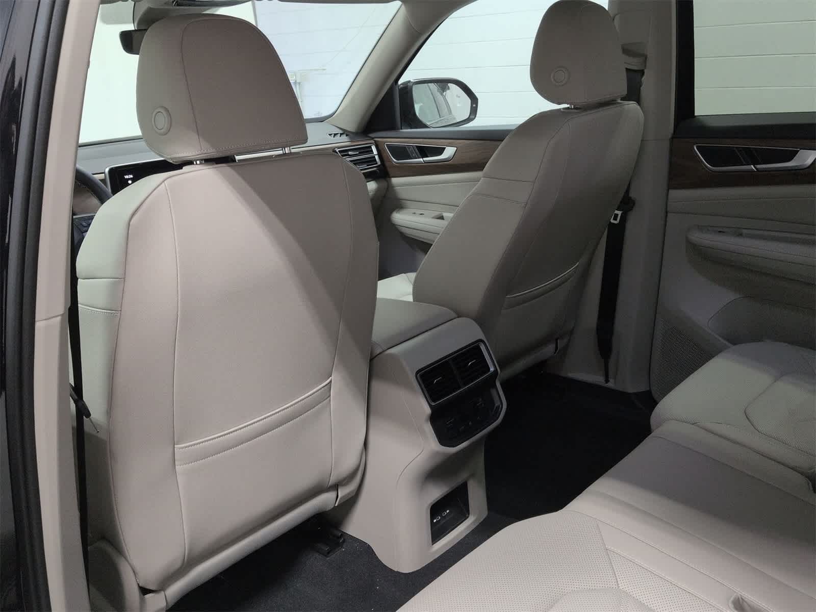 Thumbnail: 2026 Volkswagen Atlas - 19