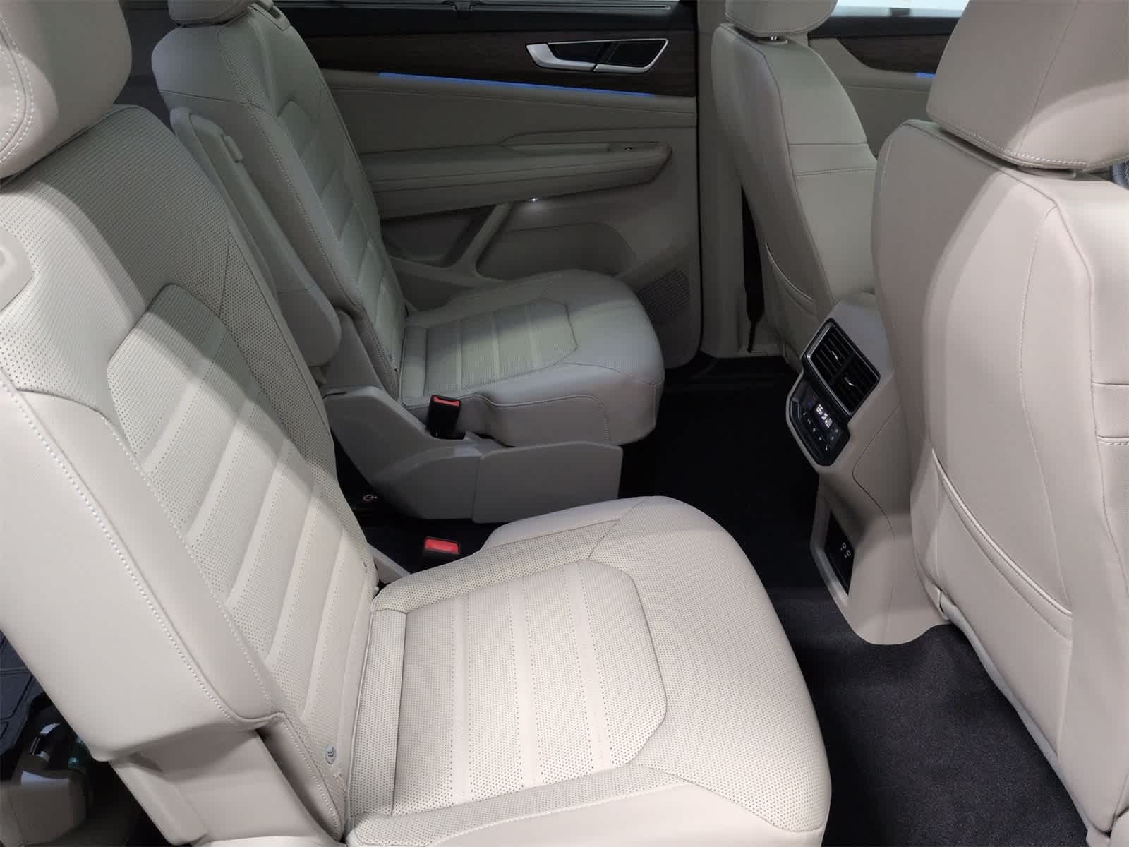 Thumbnail: 2026 Volkswagen Atlas - 22