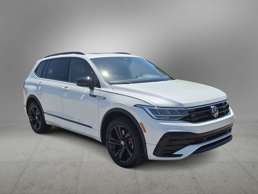 Certified 2023 Volkswagen Tiguan 2.0T SE R-Line Black SUV
