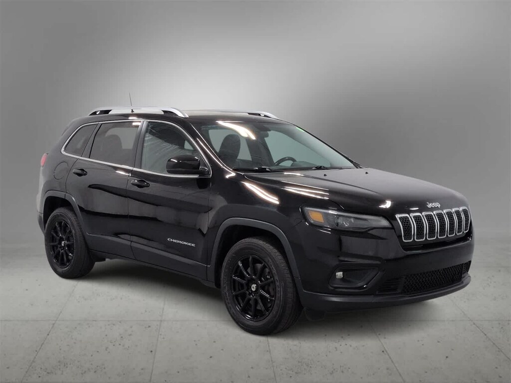 Used 2019 Jeep Cherokee Latitude Plus 4x4 SUV