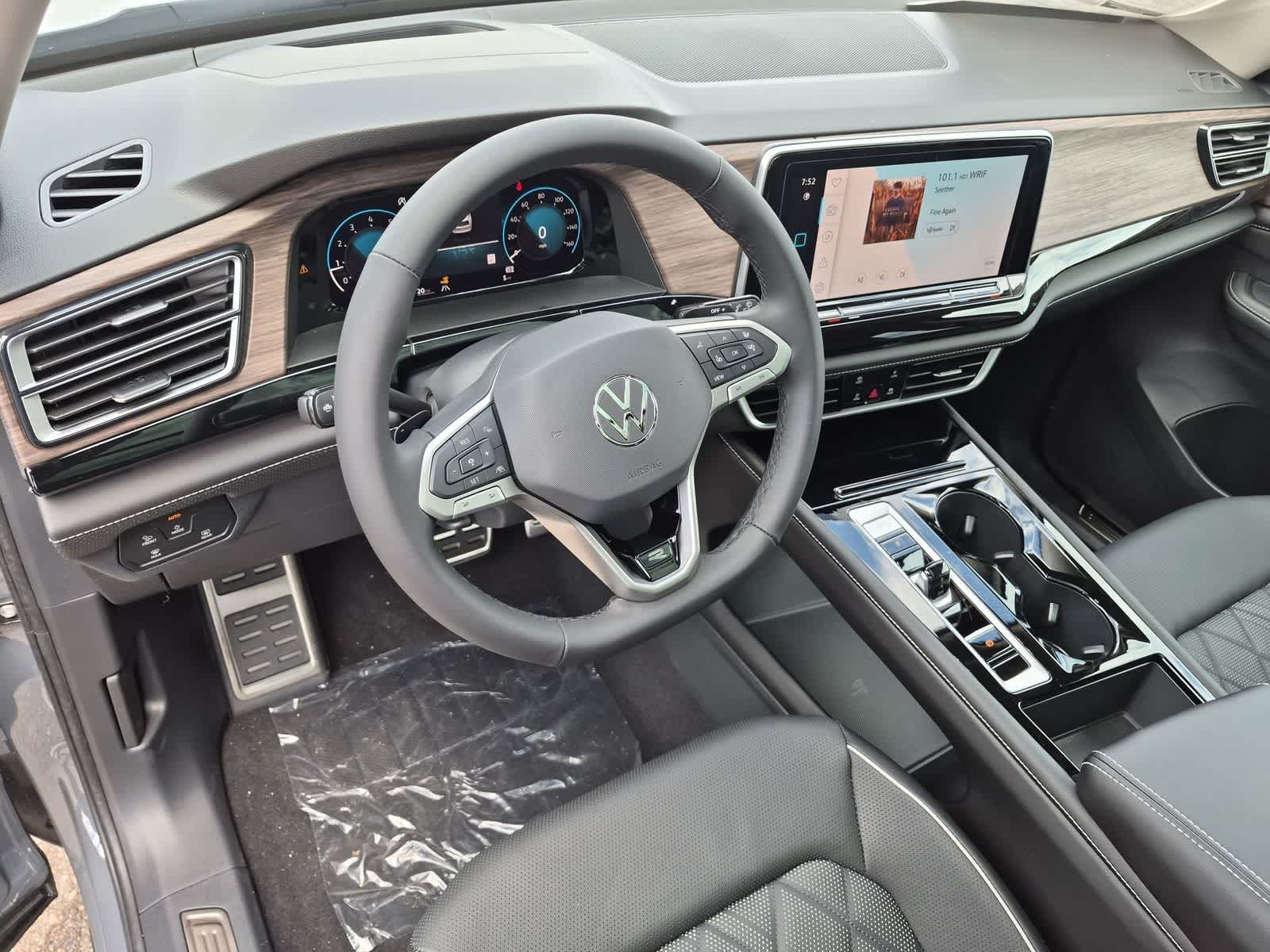 Thumbnail: 2026 Volkswagen Atlas - 10