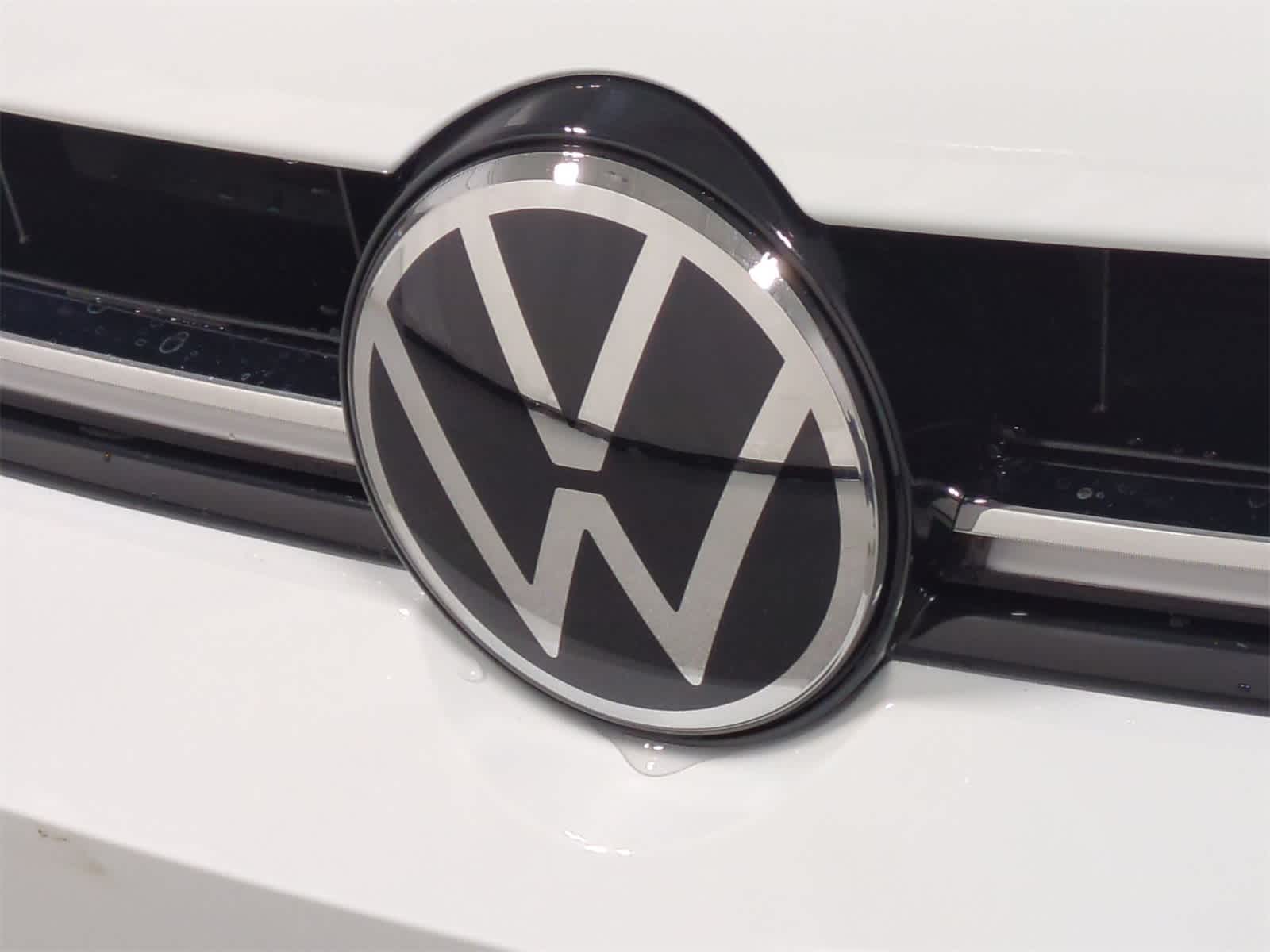 Thumbnail: 2026 Volkswagen Jetta - 4