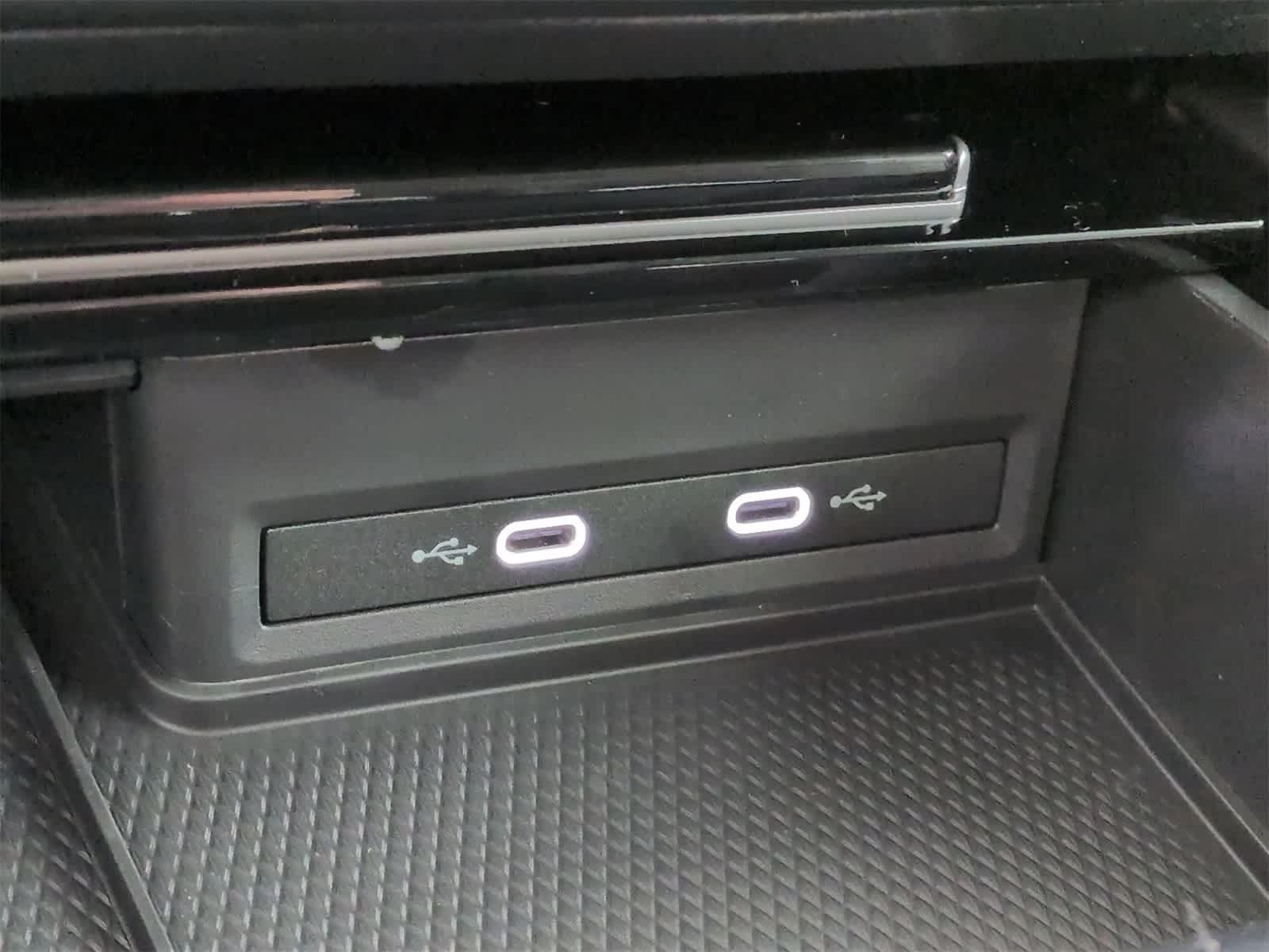 Thumbnail: 2026 Volkswagen Atlas - 32