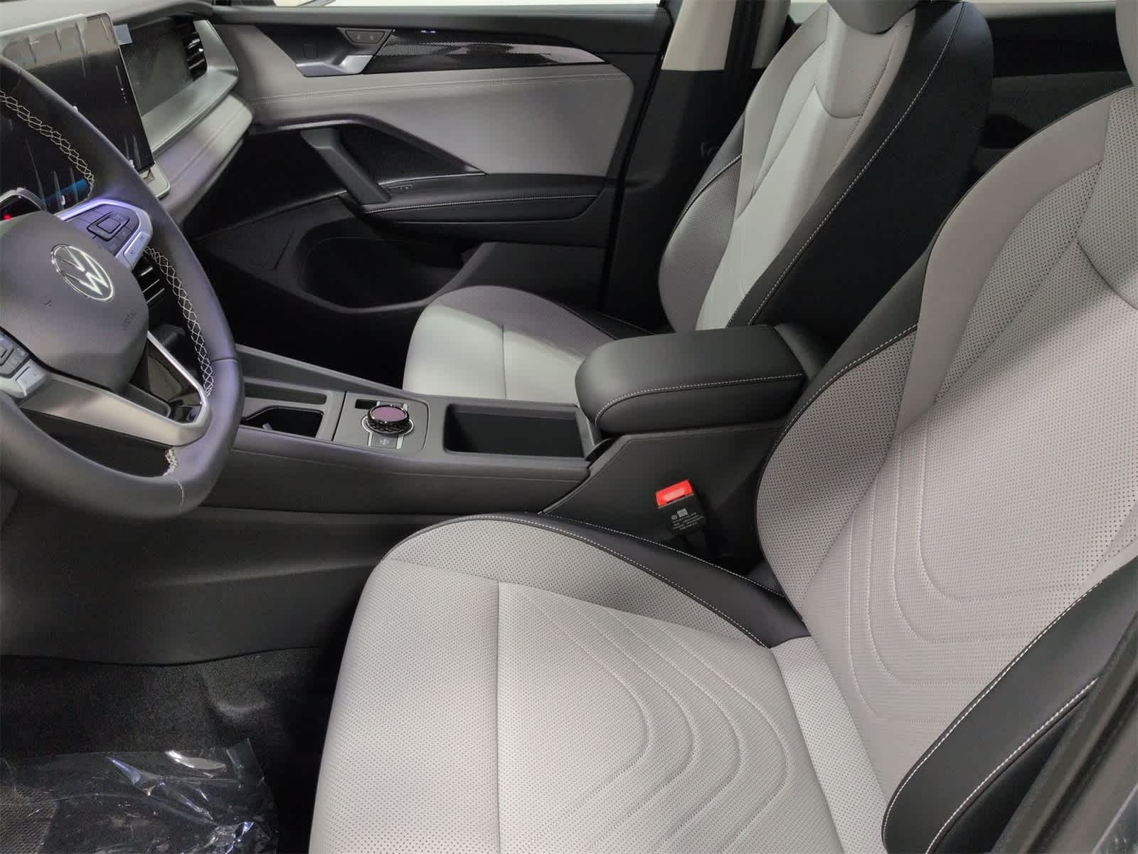 Thumbnail: 2026 Volkswagen Tiguan - 17