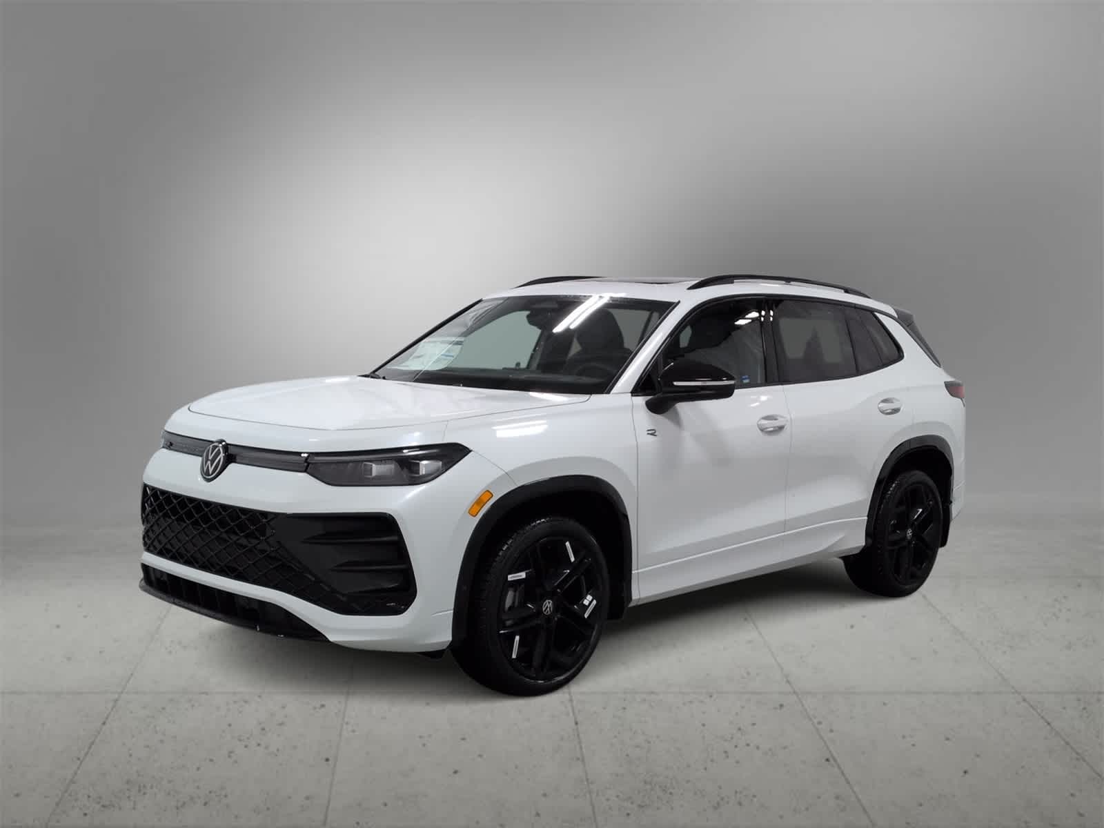 Thumbnail: 2026 Volkswagen Tiguan - 4