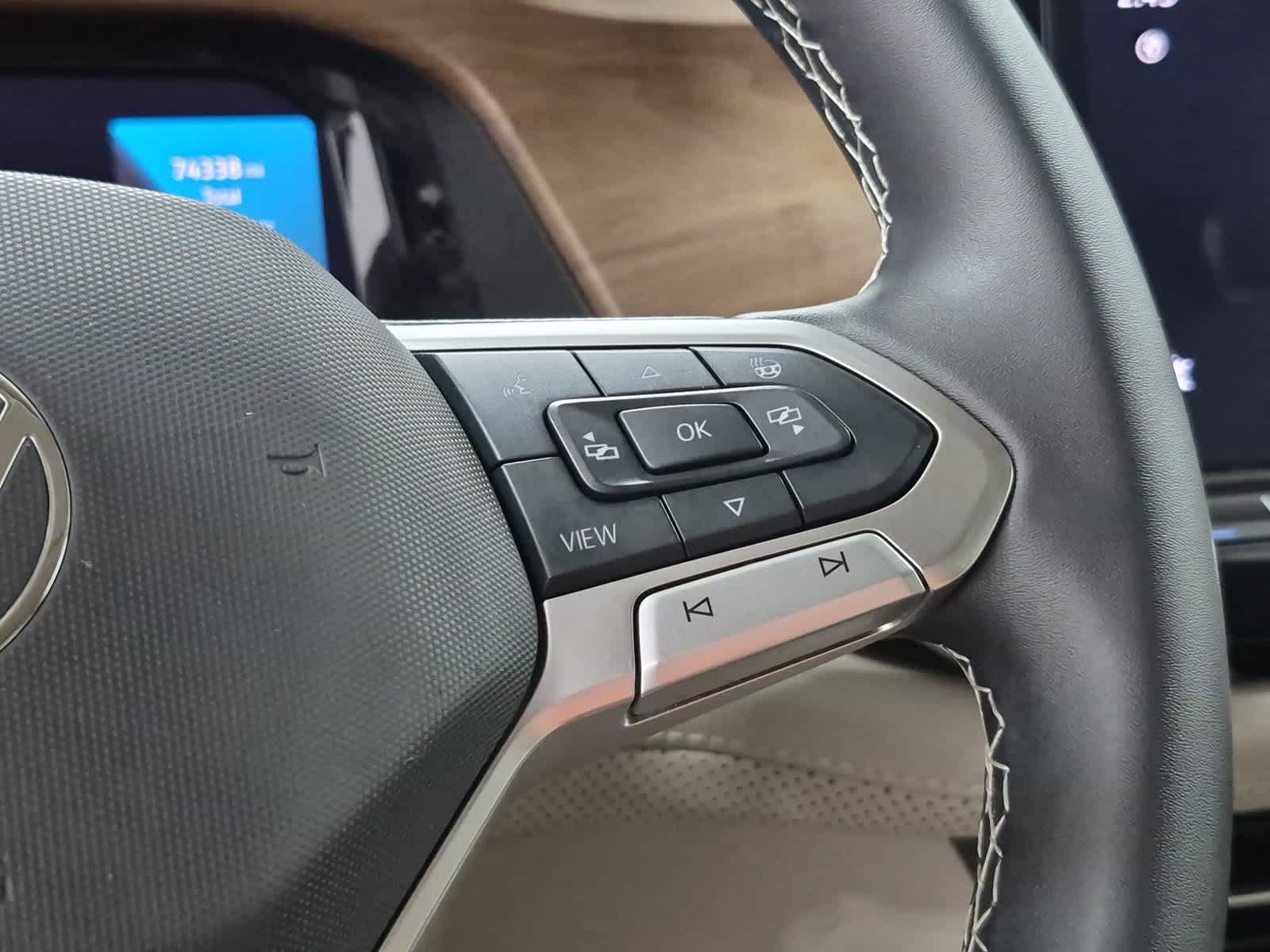 2024 Volkswagen Atlas SE w/Tech - Photo 23