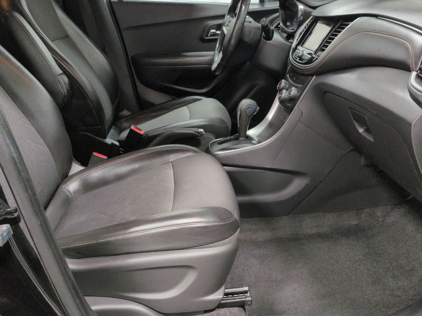 Thumbnail: 2019 Chevrolet Trax - 20