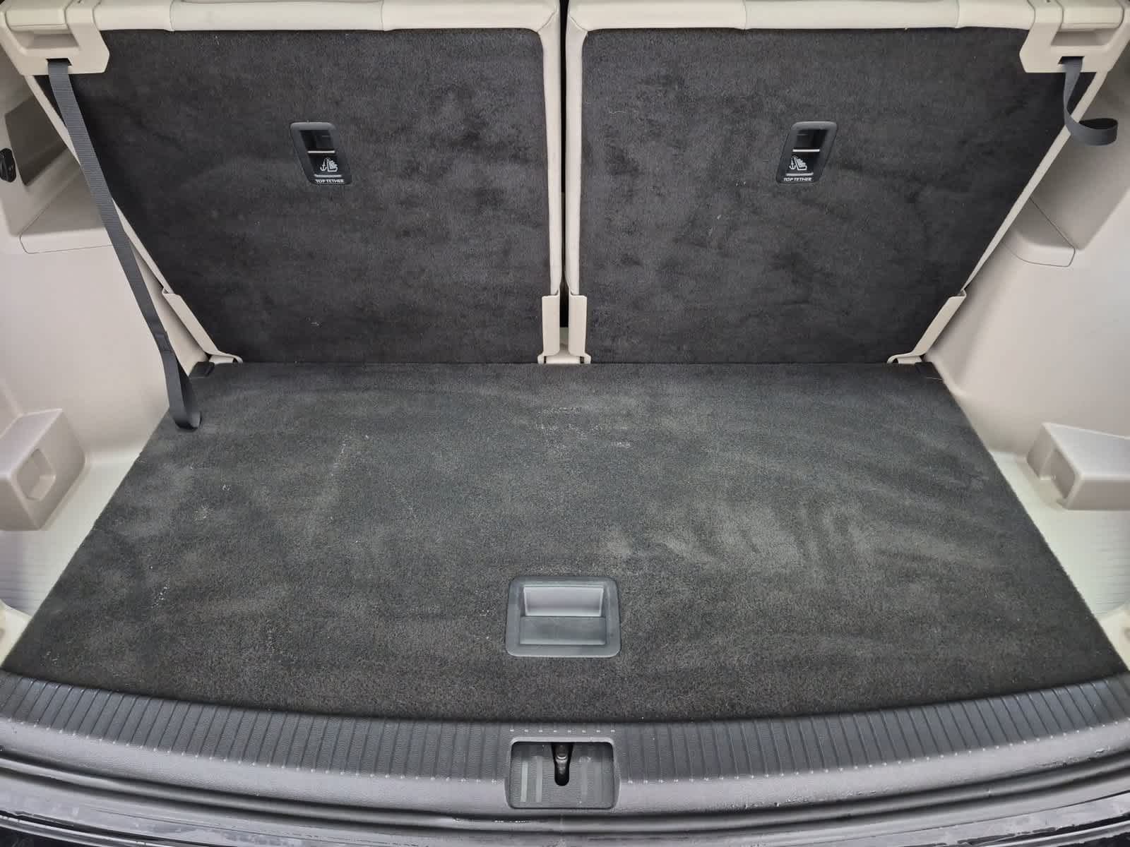 2024 Volkswagen Atlas SE w/Tech - Photo 31