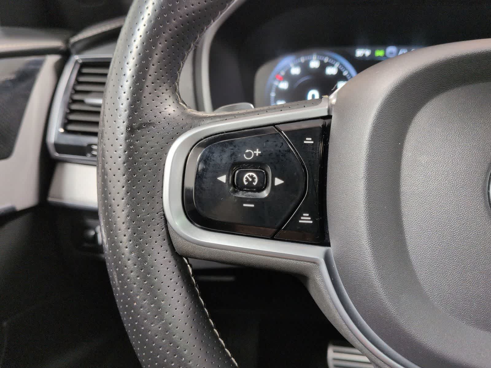 Thumbnail: 2019 Volvo XC90 - 26