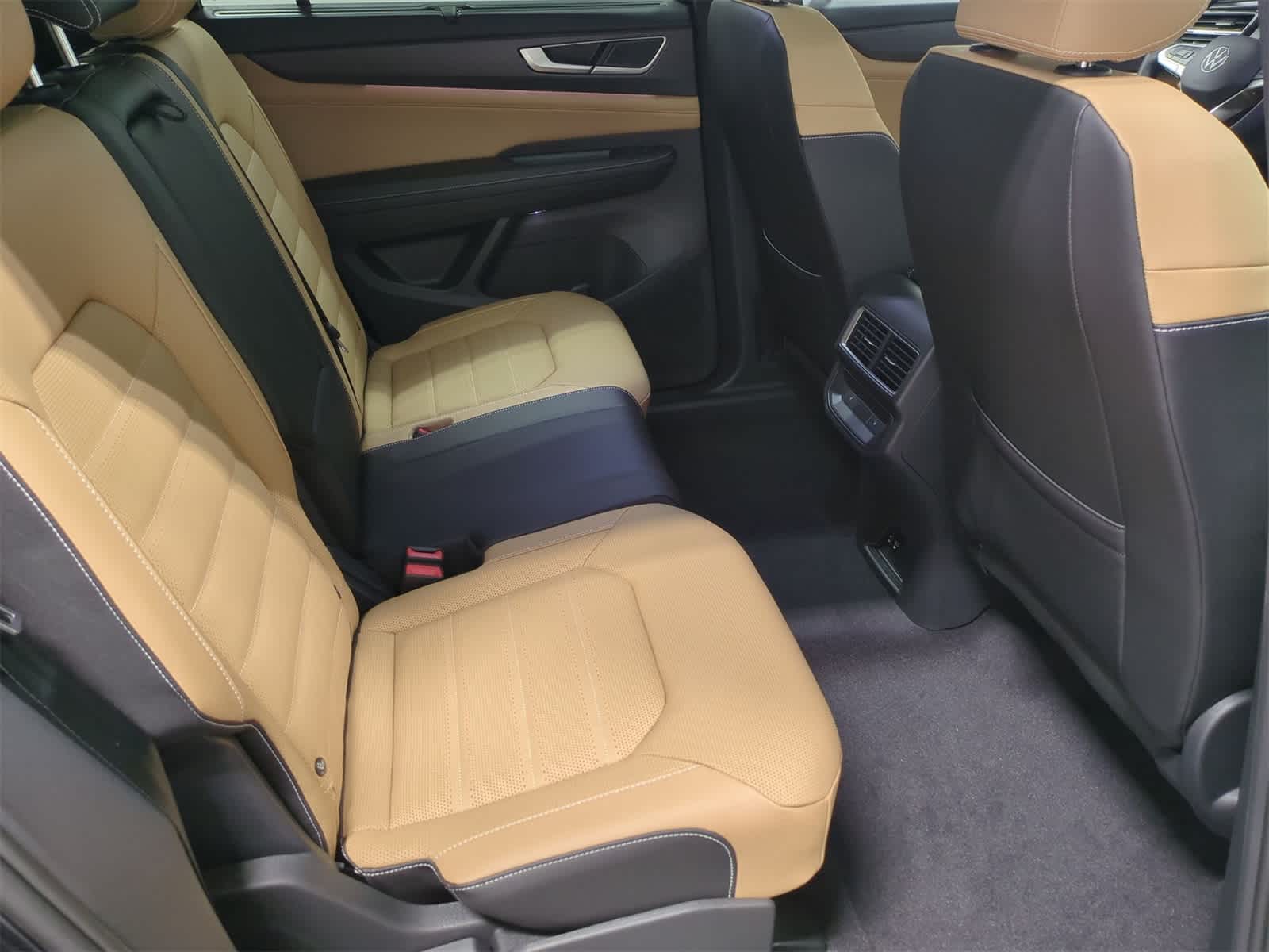 Thumbnail: 2026 Volkswagen Atlas - 21