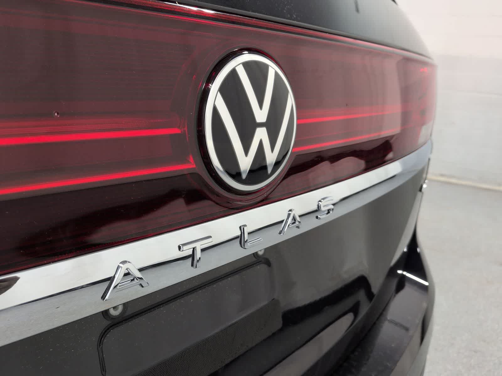 Thumbnail: 2026 Volkswagen Atlas - 12
