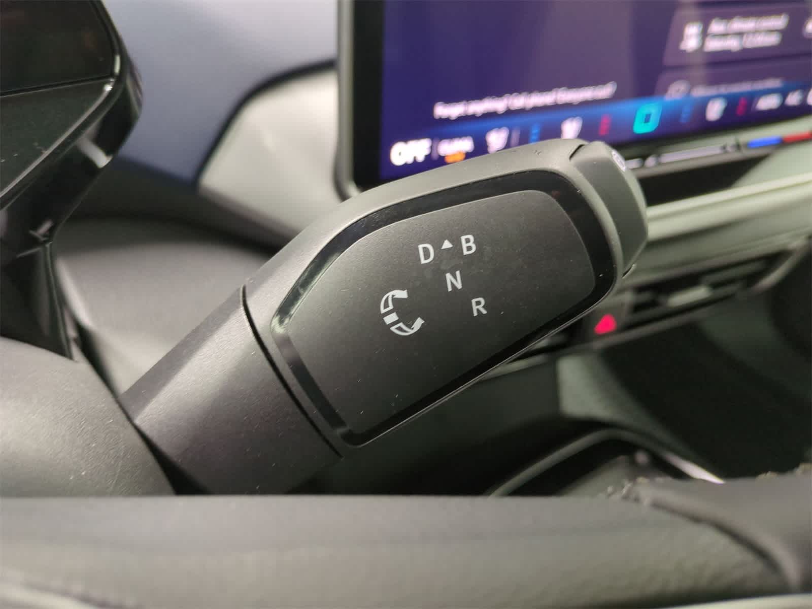 2025 Volkswagen ID.4 Pro S 33