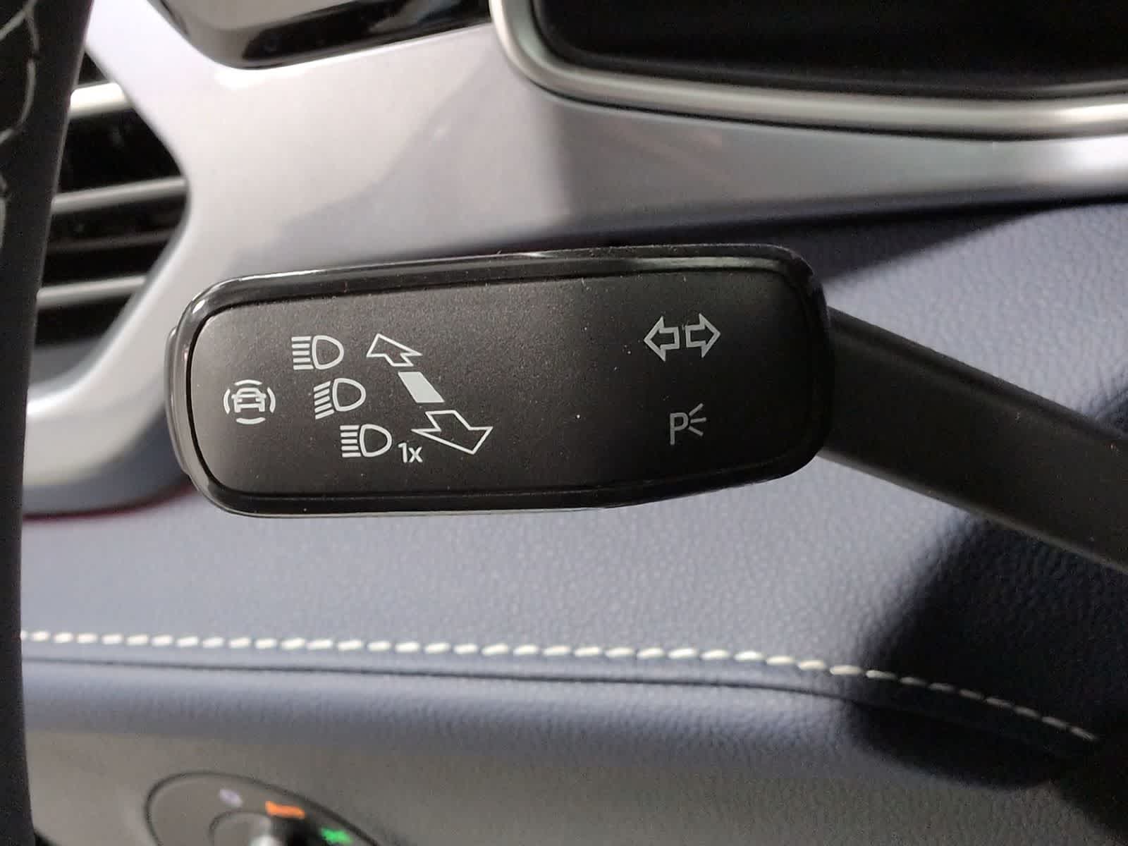 2026 Volkswagen Taos SEL - Photo 29