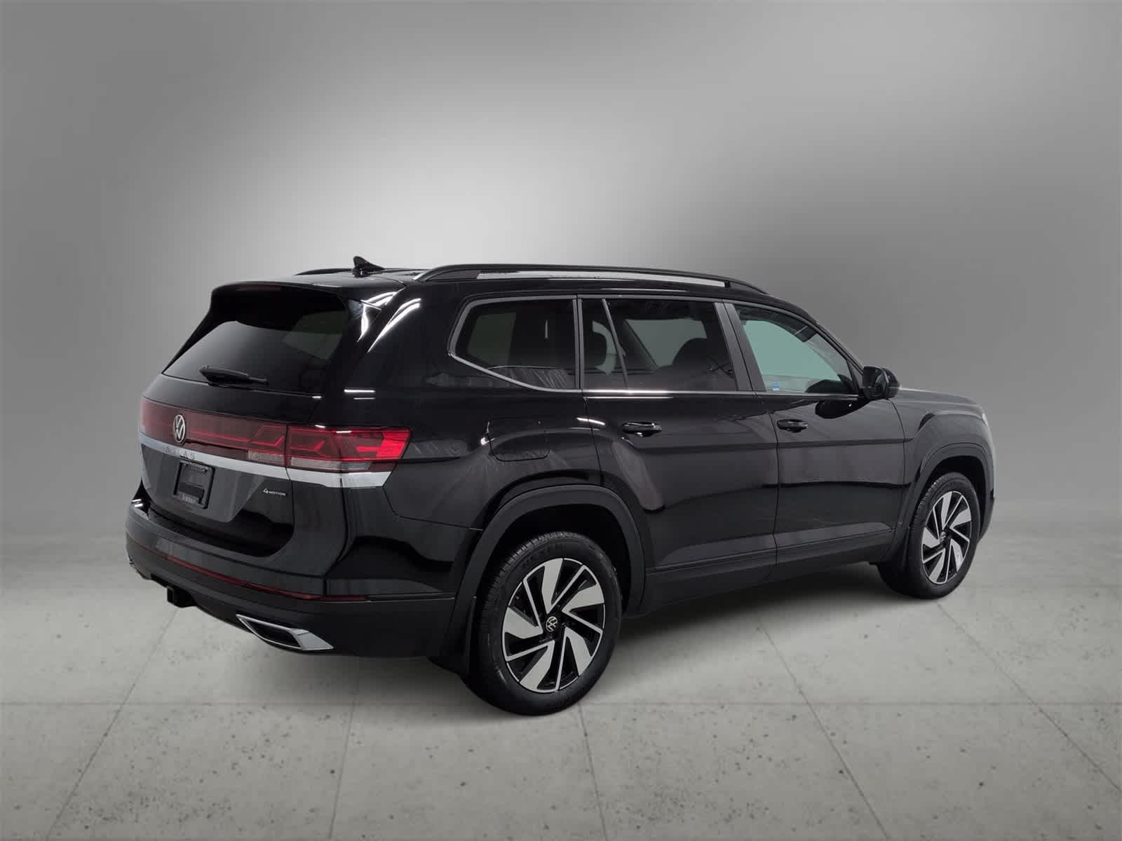 Thumbnail: 2026 Volkswagen Atlas - 8