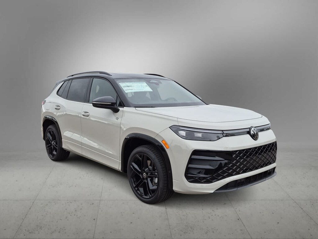 New 2026 Volkswagen Tiguan 2.0T SE R-Line Black SUV
