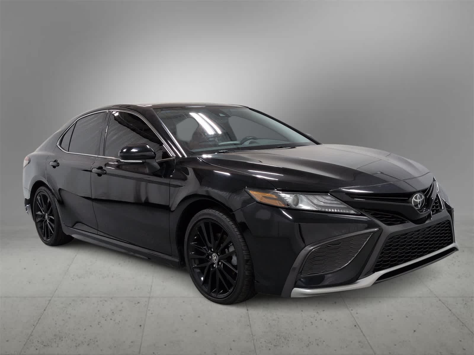 2021 Toyota Camry XSE photo 2