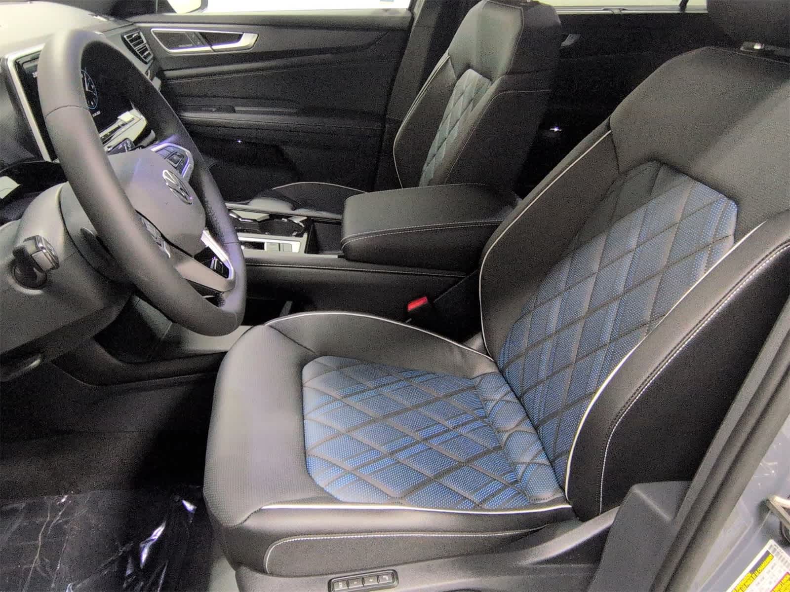 Thumbnail: 2026 Volkswagen Atlas - 17