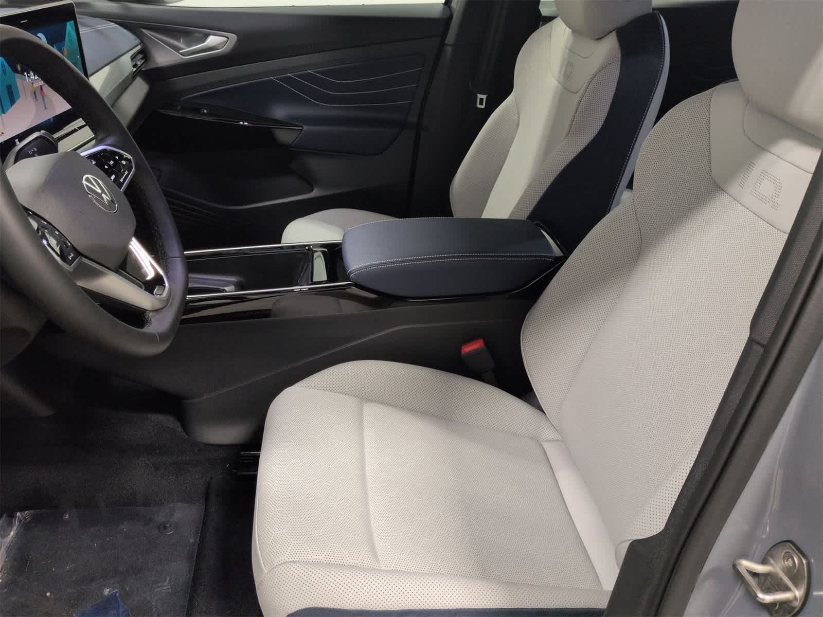 Thumbnail: 2025 Volkswagen ID.4 - 17