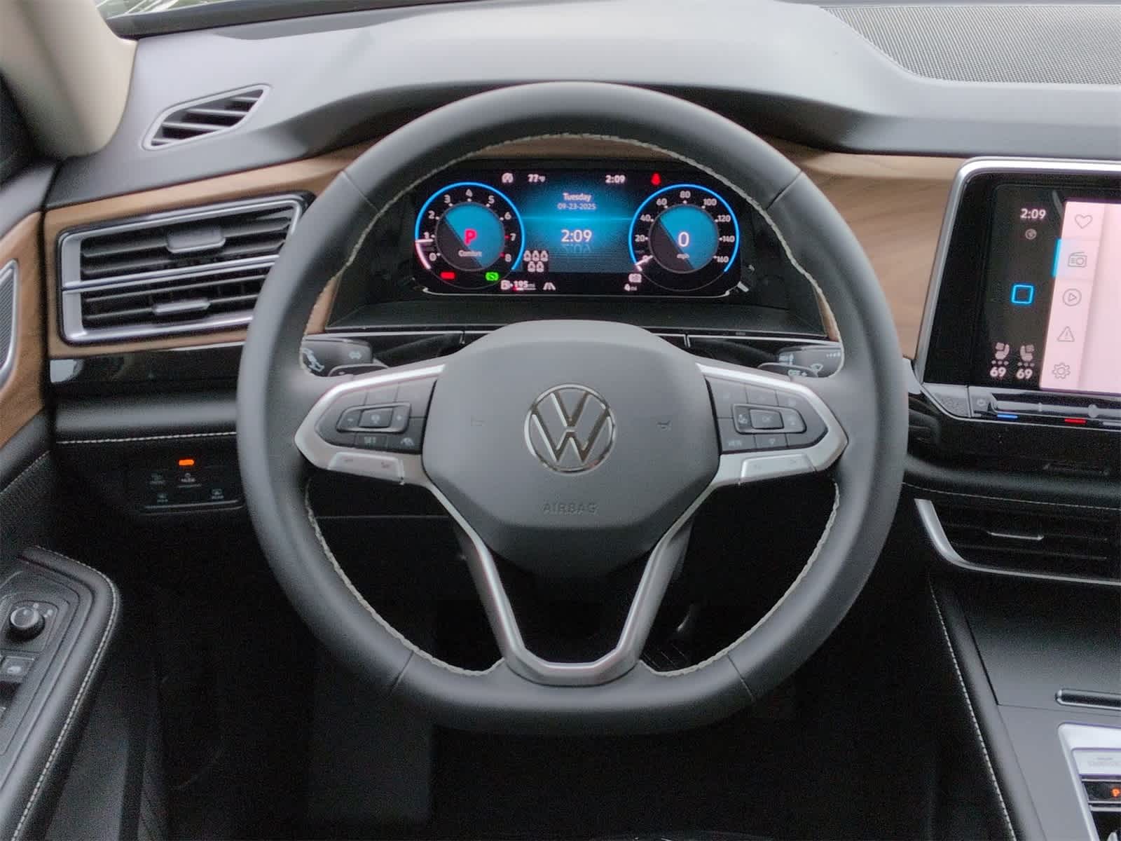 Thumbnail: 2026 Volkswagen Atlas - 22