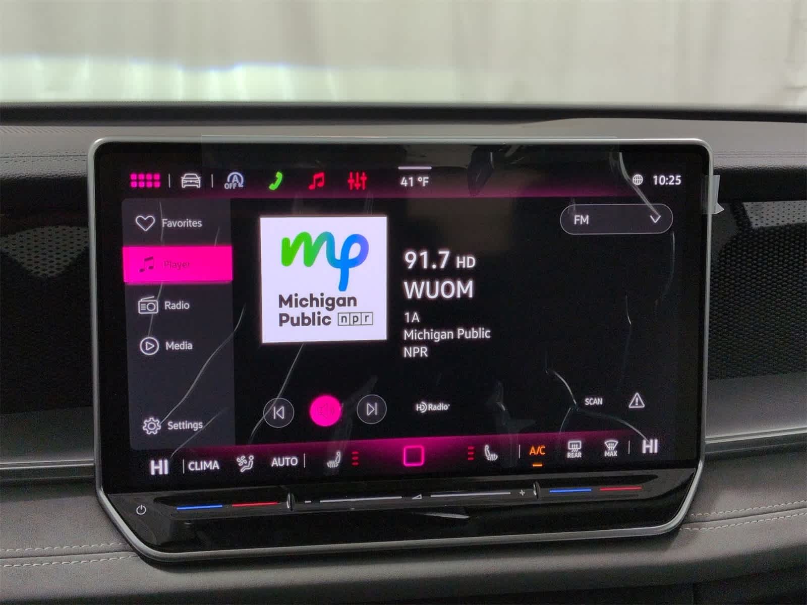 Thumbnail: 2026 Volkswagen Tiguan - 30