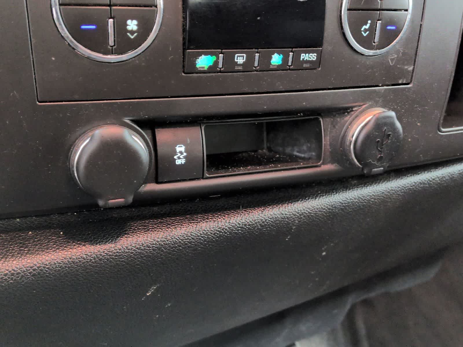 Thumbnail: 2012 Chevrolet Silverado 1500 - 27
