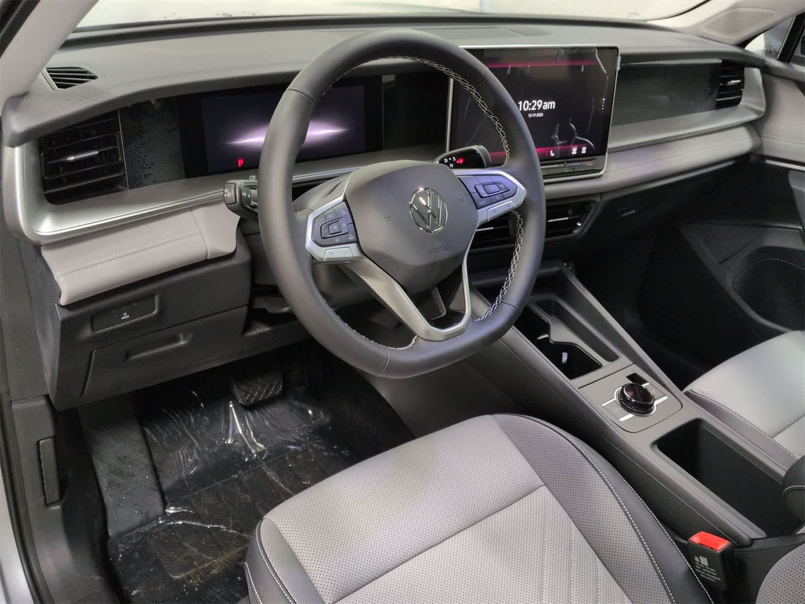 Thumbnail: 2026 Volkswagen Tiguan - 10