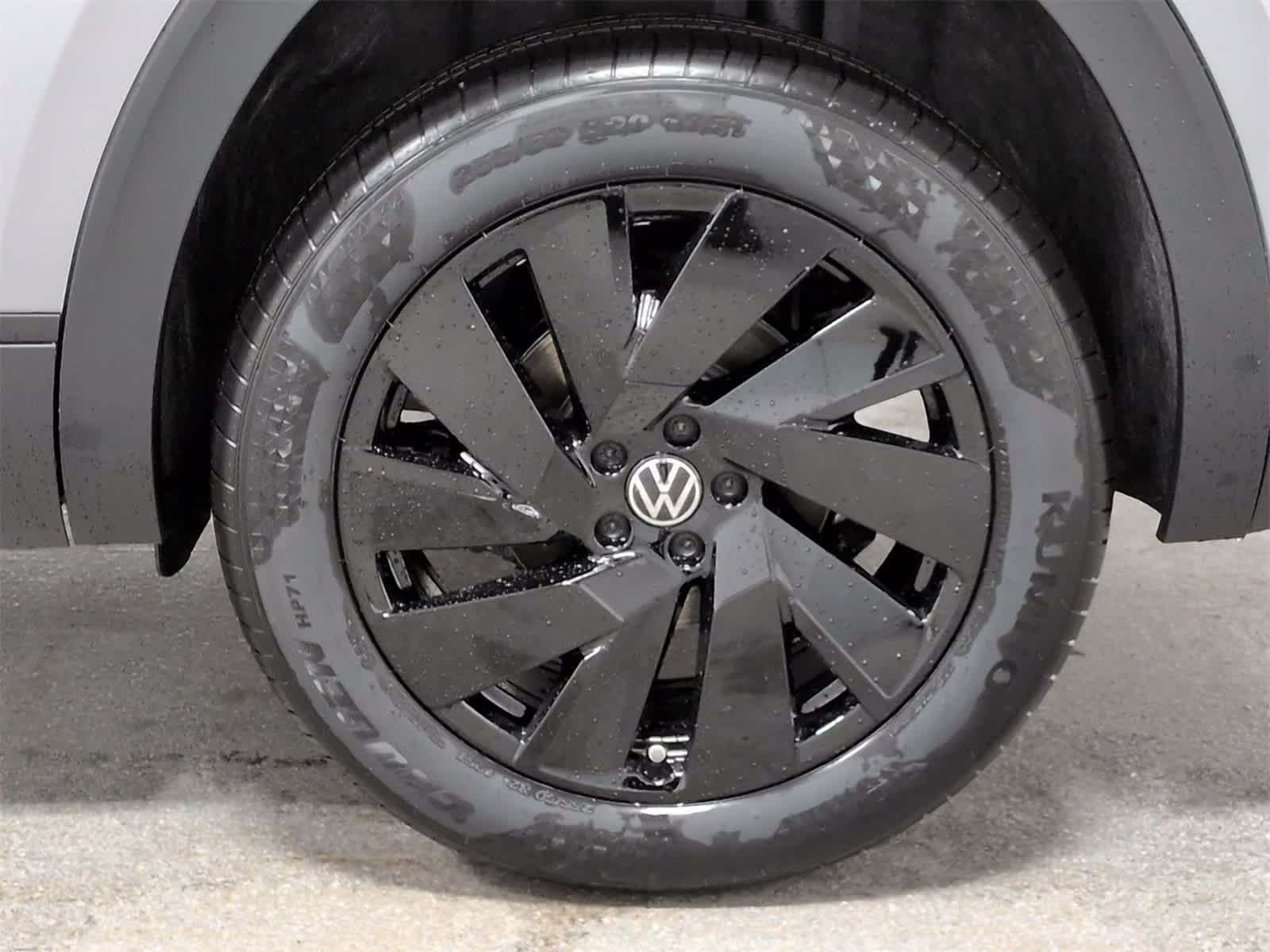 Thumbnail: 2026 Volkswagen Atlas - 14