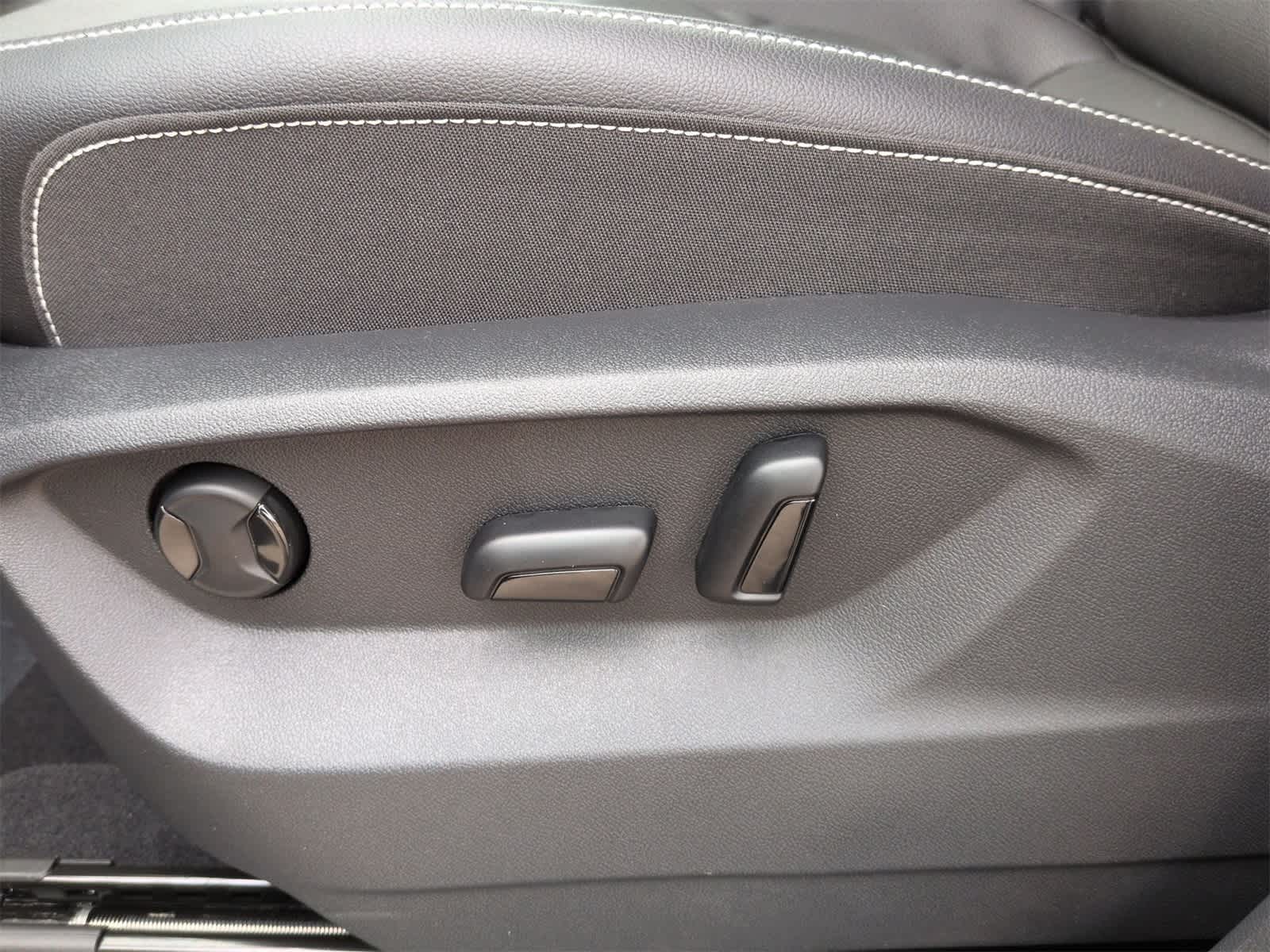 Thumbnail: 2026 Volkswagen Atlas - 17