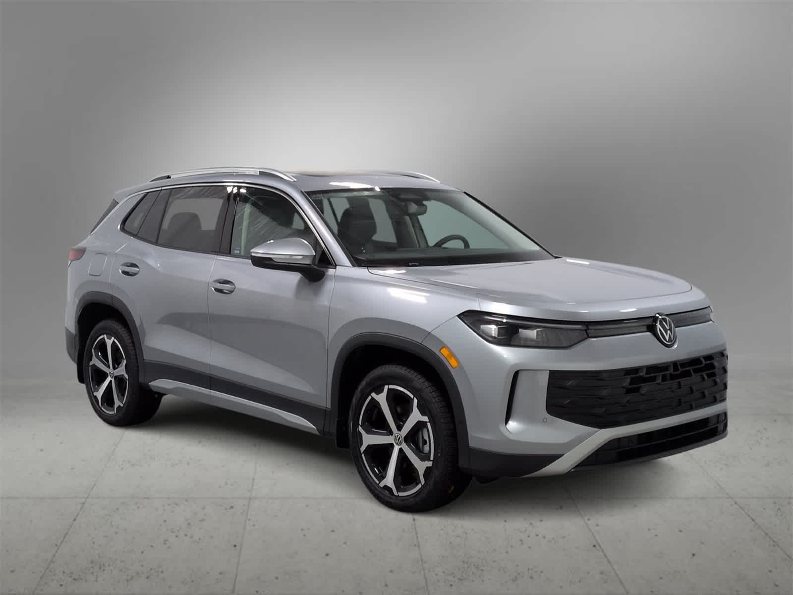 Thumbnail: 2026 Volkswagen Tiguan - 2