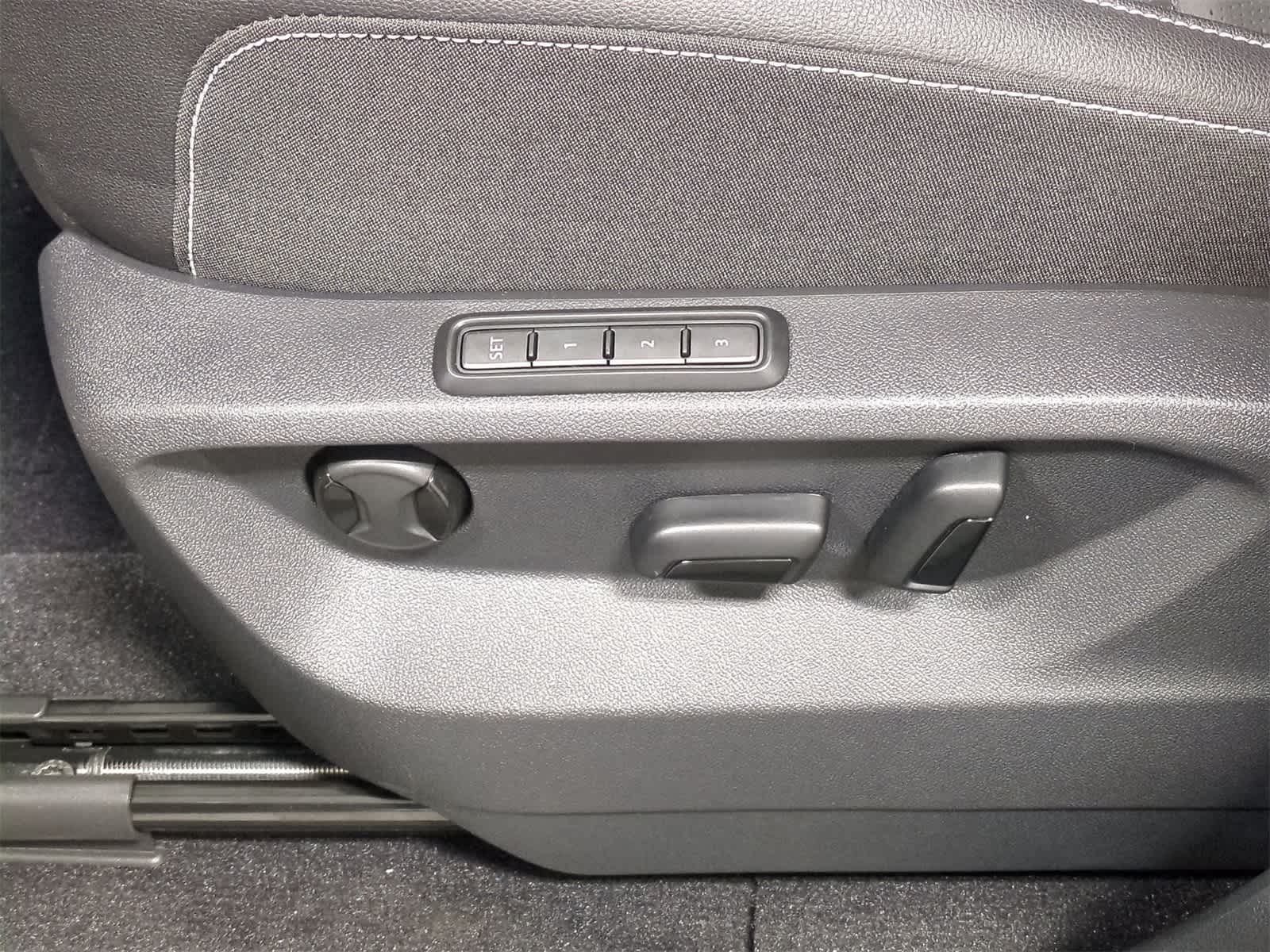 Thumbnail: 2026 Volkswagen Atlas - 18