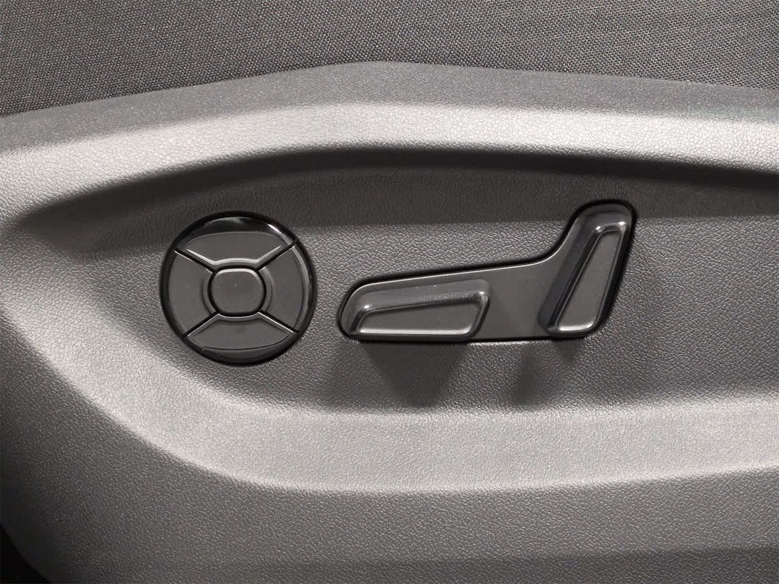 Thumbnail: 2026 Volkswagen Tiguan - 18