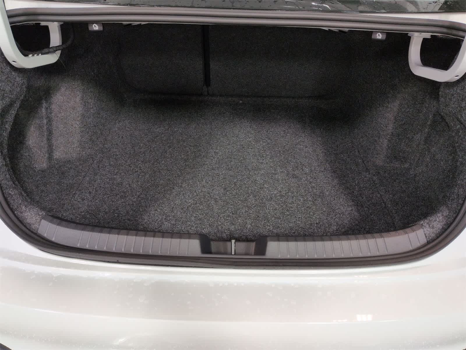 Thumbnail: 2026 Volkswagen Jetta - 36