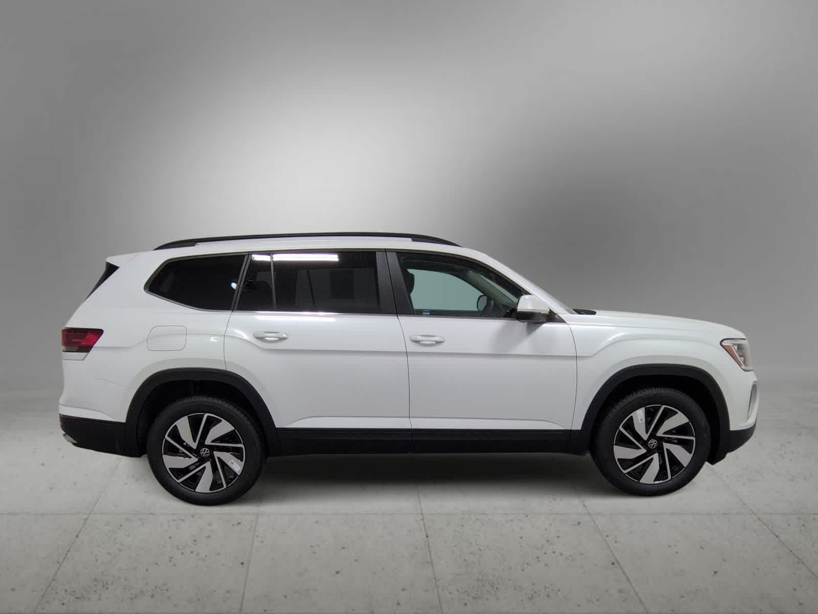 Thumbnail: 2026 Volkswagen Atlas - 9