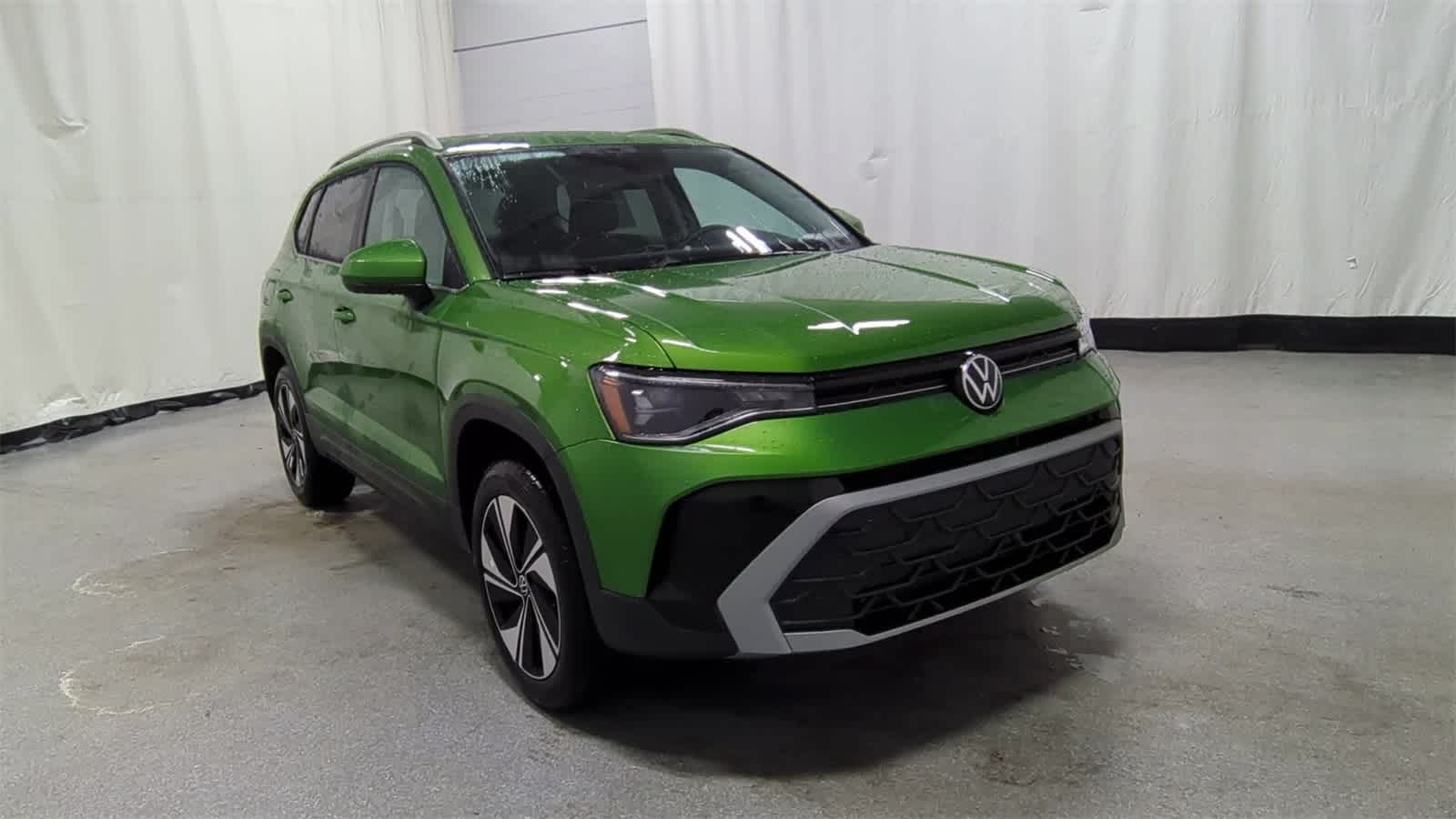 Thumbnail: 2026 Volkswagen Taos - 2