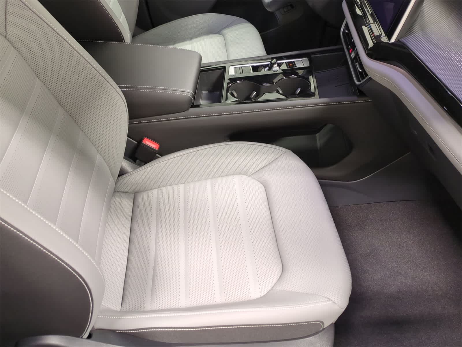 2025 Volkswagen Atlas SEL 24