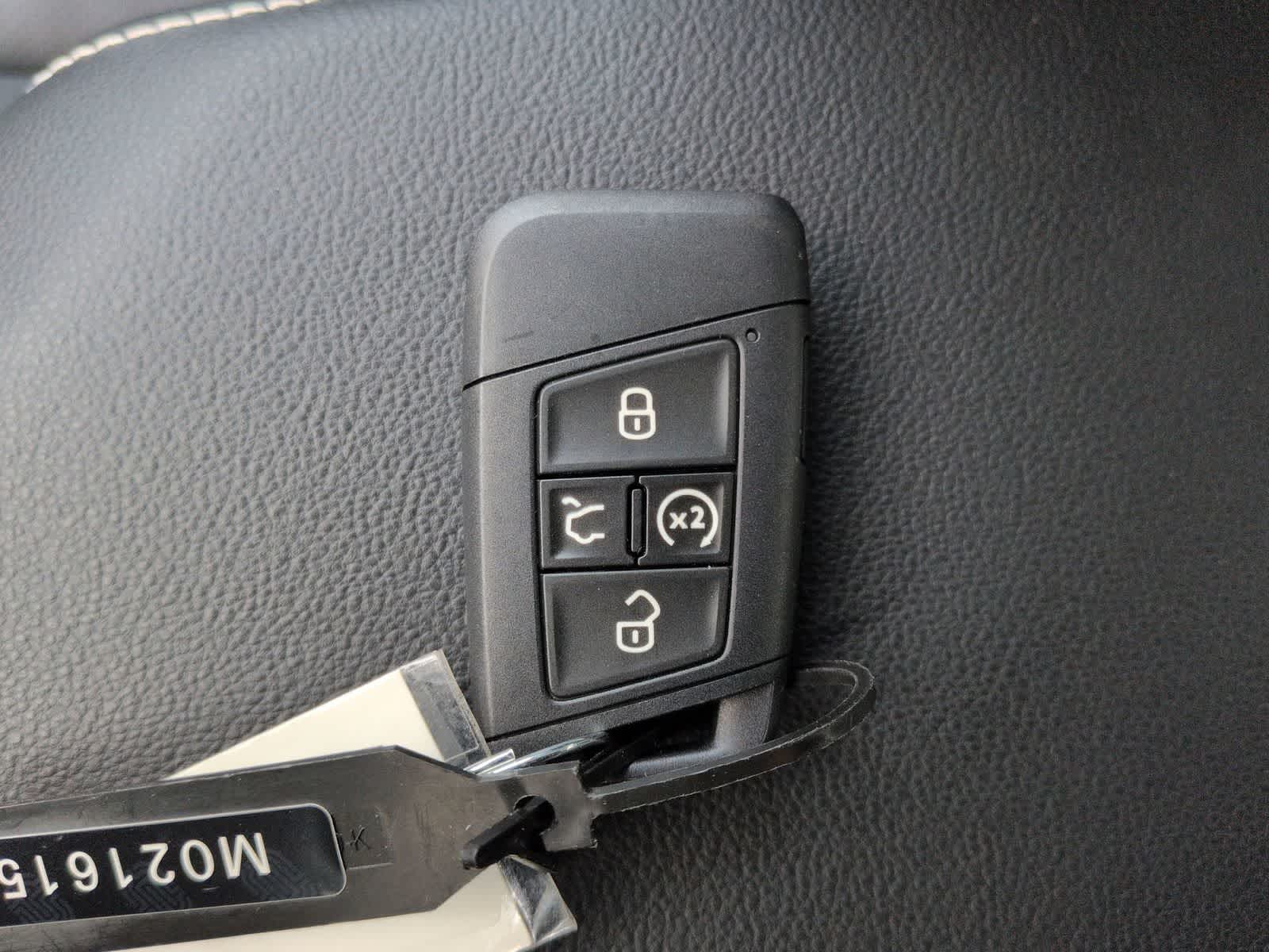 2026 Volkswagen Jetta SEL - Photo 38
