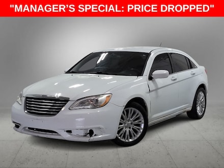 2013 Chrysler 200 Touring Sedan