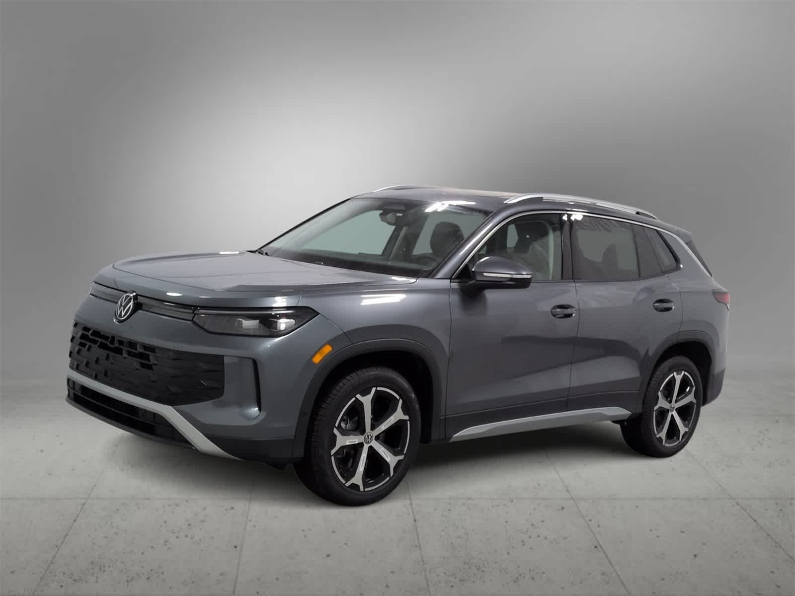 Thumbnail: 2026 Volkswagen Tiguan - 4